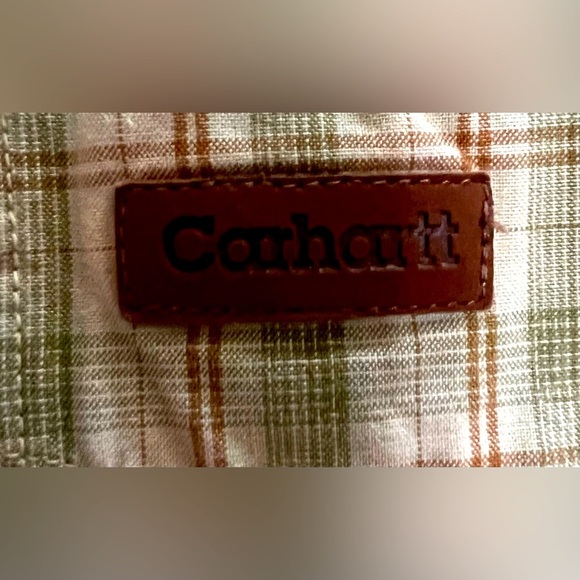 Carhartt Mens  Large Green/Beige Plaid Short Sleeve Button Down Shirt. - Picture 3 of 5